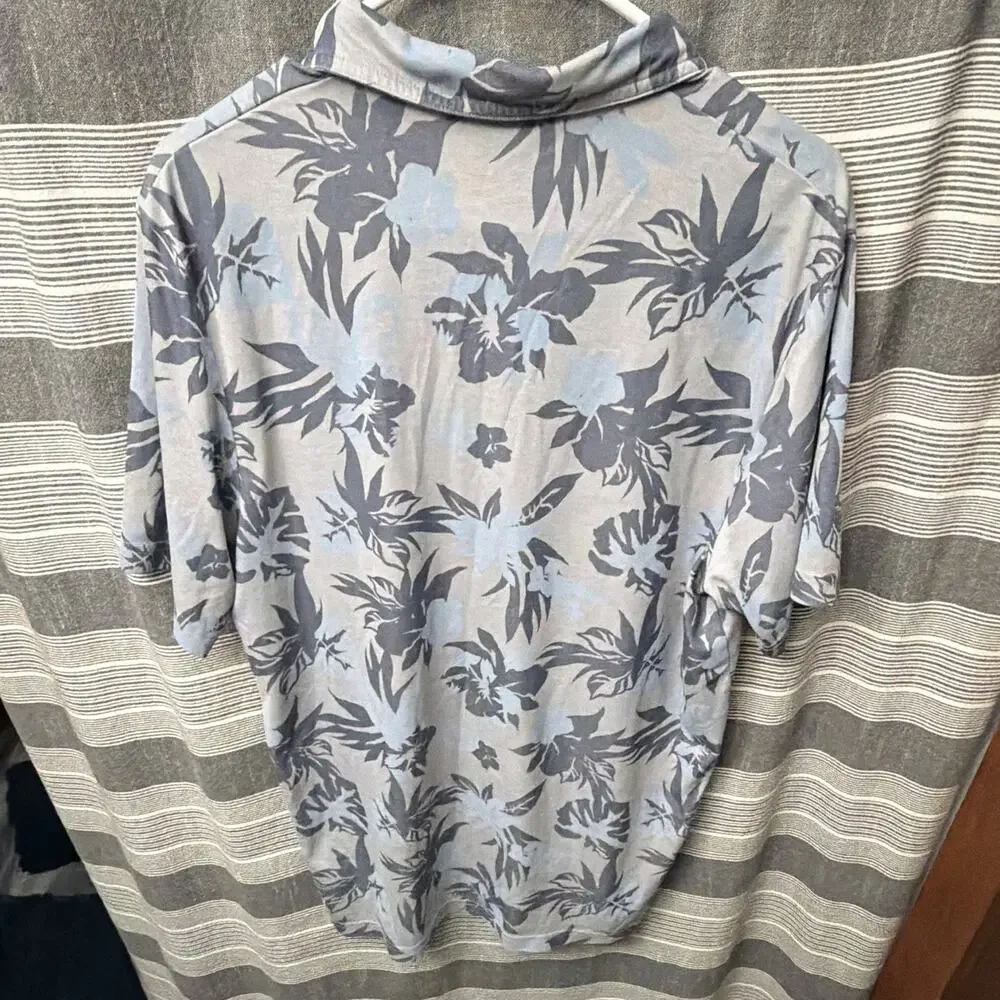 TravisMathew Men's Cotton Blend Piqué Polo Shirt Gray Blue Floral Logo L Reg